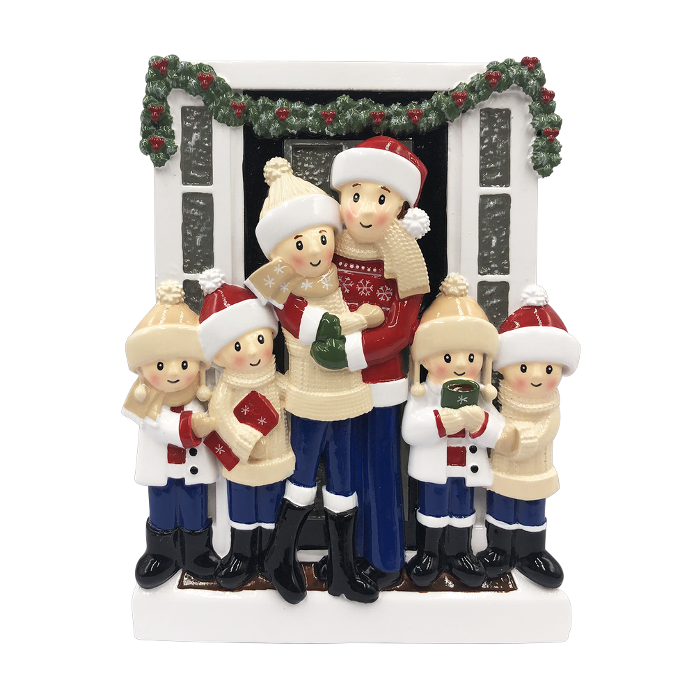 Farm House Family of 6 Personalized Ornament